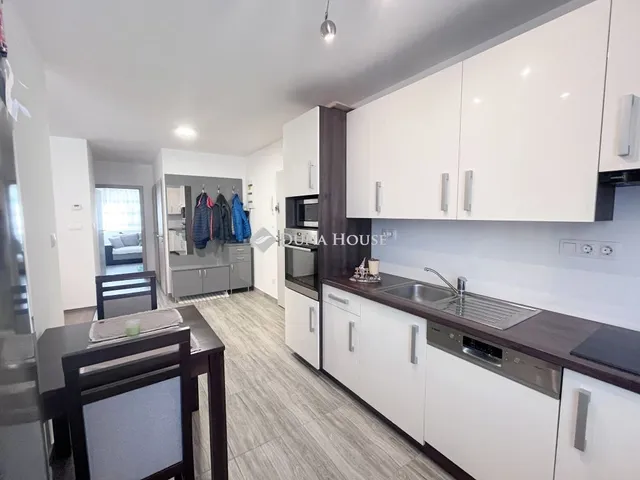 Eladó lakás Szombathely, Krúdy Gyula utca 63 nm