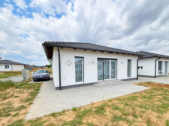 Kiadó ház Szombathely 72 nm