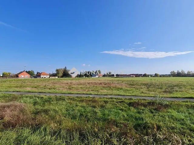 Eladó kereskedelmi és ipari ingatlan Rédics, Külterület 29649 nm
