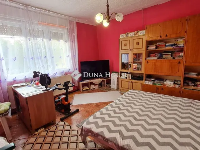 Eladó ház Nemesszentandrás 118 nm