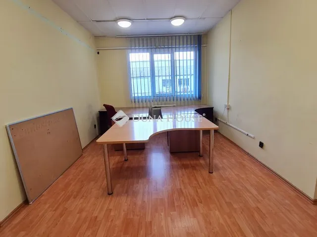 Kiadó kereskedelmi és ipari ingatlan Zalaegerszeg 20 nm