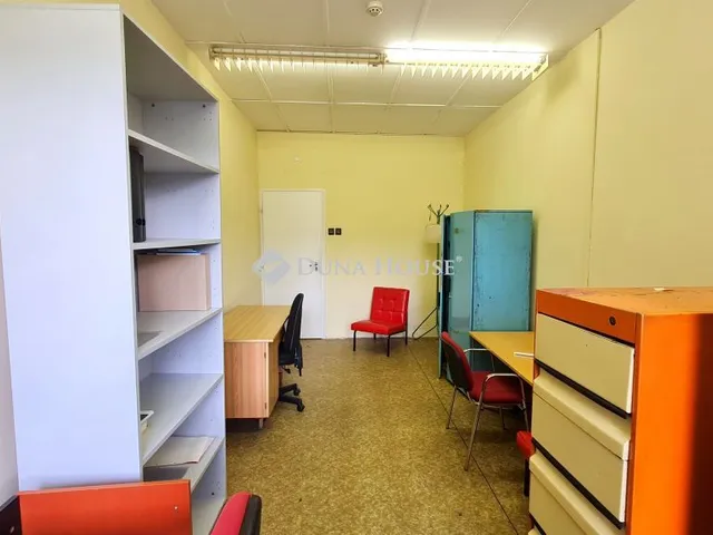Kiadó kereskedelmi és ipari ingatlan Zalaegerszeg 17 nm