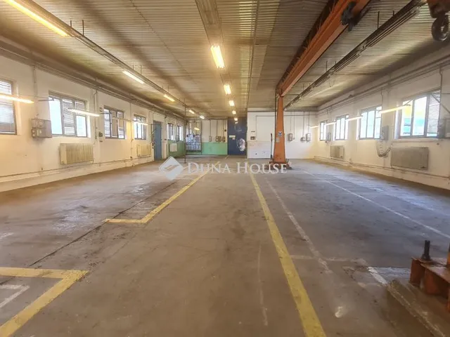Kiadó kereskedelmi és ipari ingatlan Zalaegerszeg 521 nm