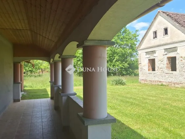 Eladó ház Kerkáskápolna, Fő utca 128 nm