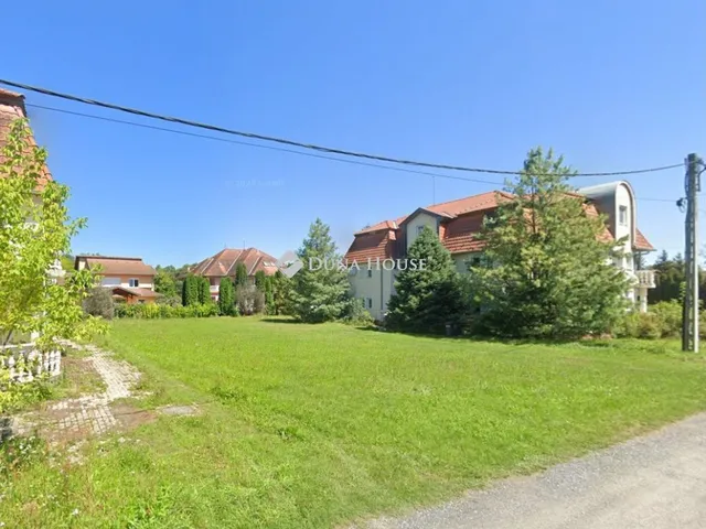 Eladó telek Kehidakustány 702 nm