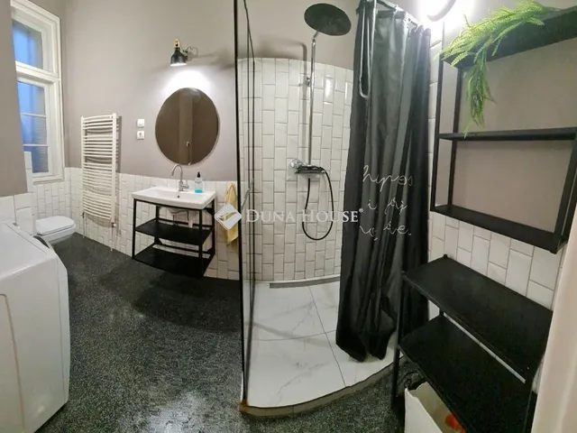 Kiadó lakás Budapest IX. kerület, Soroksári út 77 nm