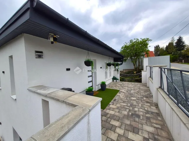 Eladó ház Zalaegerszeg, Gógánhegyi út 103 nm