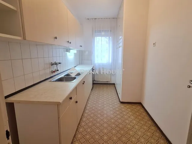 Eladó lakás Zalaegerszeg, Ola utca 41 nm