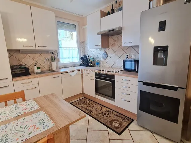 Eladó lakás Zalaegerszeg, Ady Endre utca 81 nm