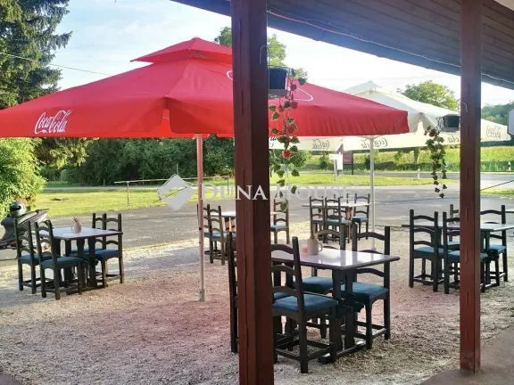 Eladó kereskedelmi és ipari ingatlan Hahót 359 nm