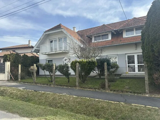 Eladó lakás Zalaegerszeg 115 nm