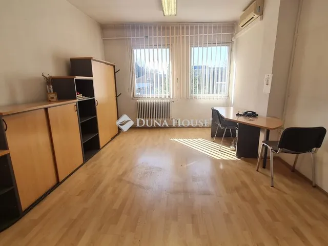 Kiadó kereskedelmi és ipari ingatlan Zalaegerszeg, Alsóerdei út 33 nm