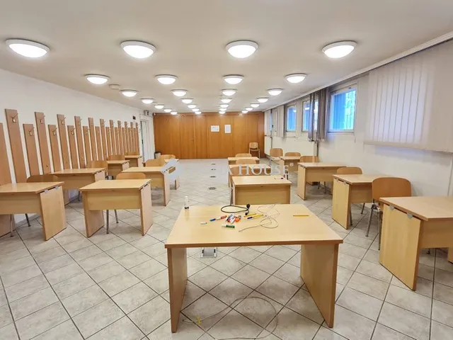 Kiadó kereskedelmi és ipari ingatlan Zalaegerszeg 77 nm