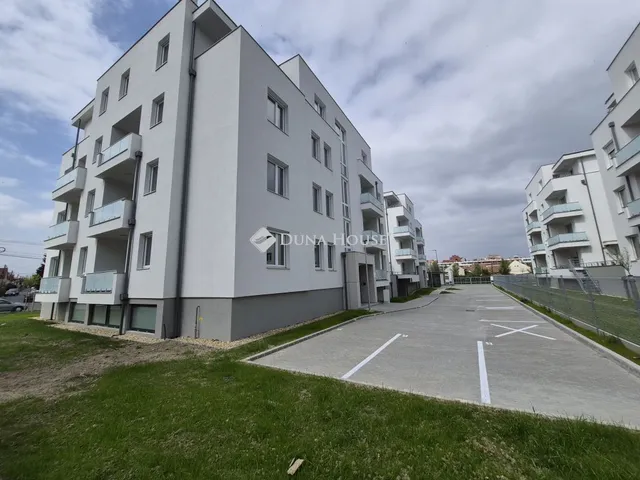 Eladó lakás Zalaegerszeg, Kerámia utca 64 nm