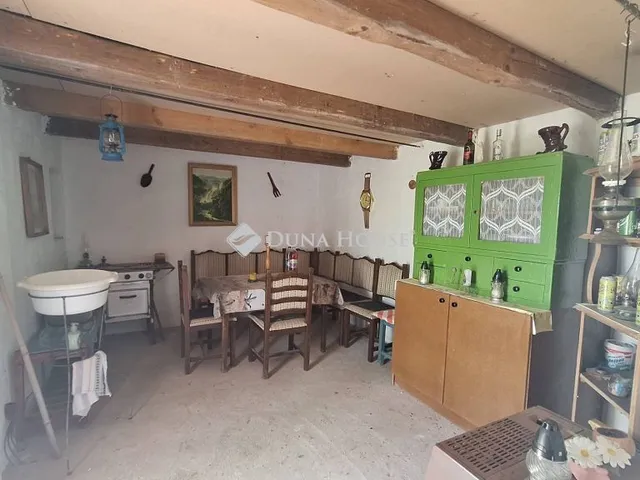 Eladó nyaraló Döbörhegy, Zártkert 21 nm