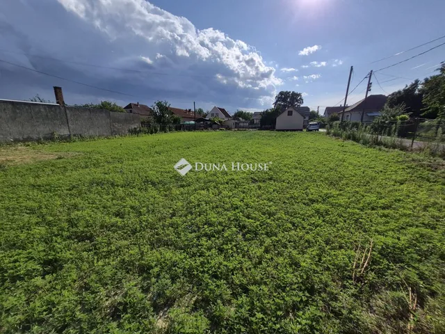 Eladó telek Zalaegerszeg, Hajnóczy József utca 845 nm