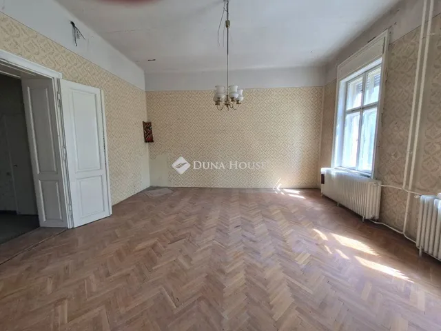 Eladó lakás Keszthely, Kossuth Lajos utca 85 nm