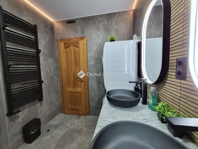 Eladó lakás Zalaegerszeg, Mártírok útja 80 nm