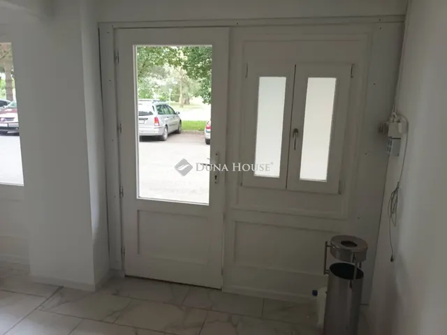 Eladó kereskedelmi és ipari ingatlan Körmend, Bástya utca 25 nm