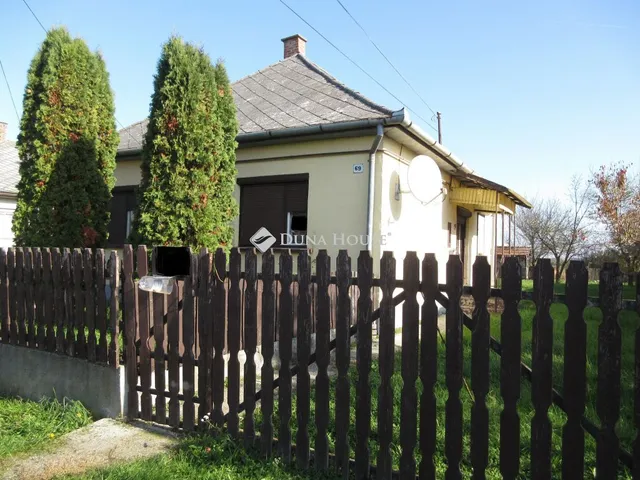 Eladó ház Tiszakarád 90 nm
