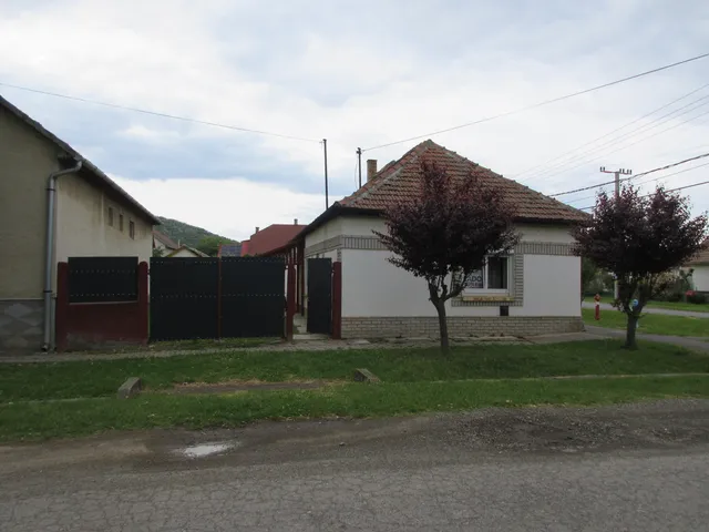 Eladó ház Tokaj 90 nm