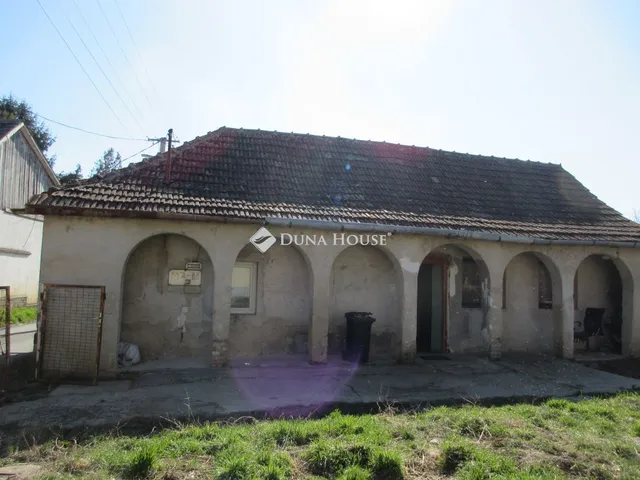 Eladó ház Rakamaz 50 nm
