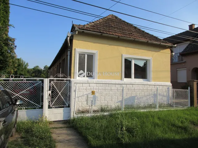 Eladó ház Rakamaz 91 nm
