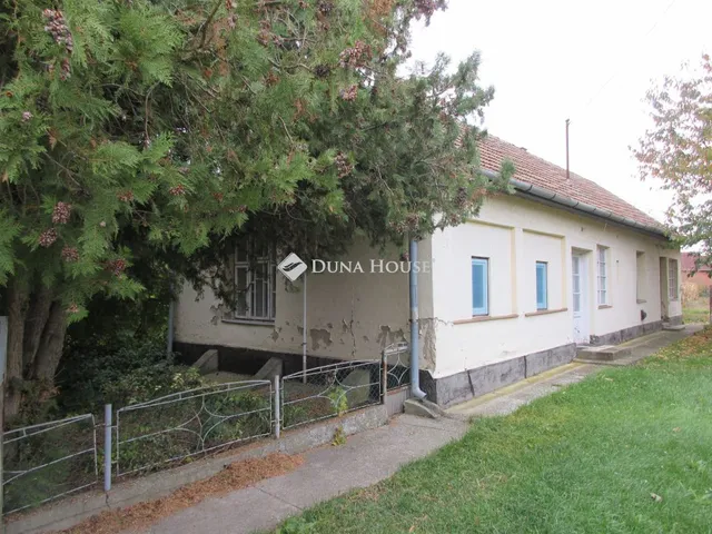Eladó ház Tiszatelek 75 nm