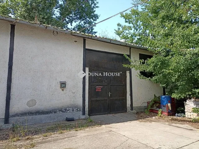 Eladó kereskedelmi és ipari ingatlan Debrecen 1291 nm