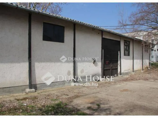 Eladó kereskedelmi és ipari ingatlan Debrecen 301 nm