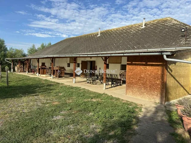 Eladó mezőgazdasági ingatlan Tiszatelek, Kossuth utca 400 nm