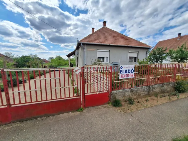Eladó ház Pátroha, Dózsa György utca 78 nm