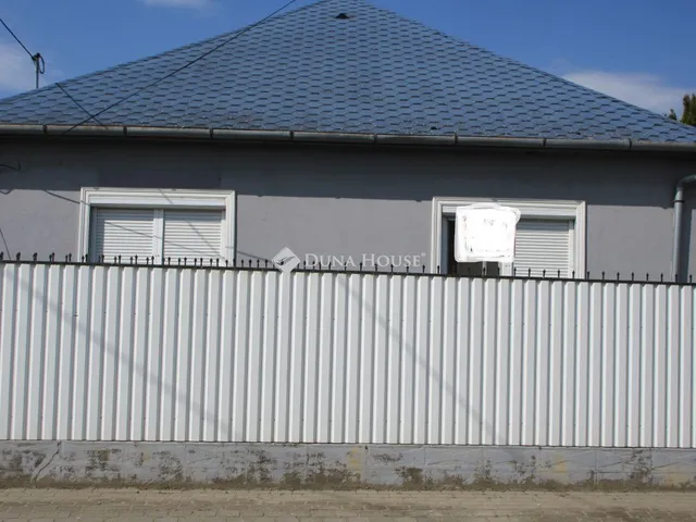 Eladó ház Nyírpazony, Kossuth Lajos utca 135 nm