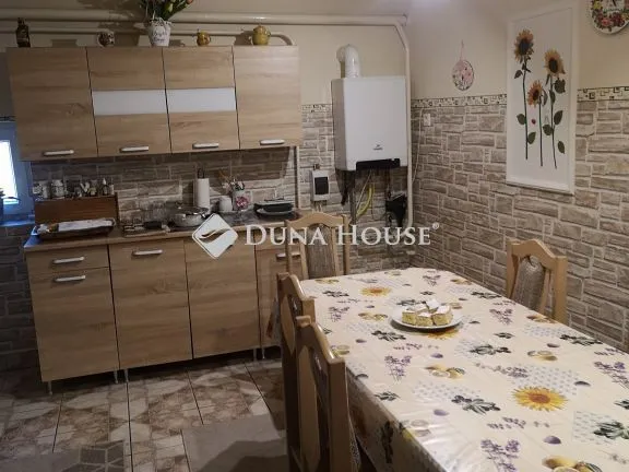 Eladó ház Nagyhalász 93 nm