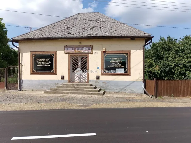 Eladó ház Tiszabercel 127 nm