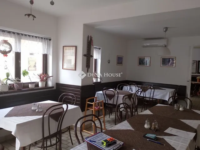 Eladó kereskedelmi és ipari ingatlan Tokaj 591 nm