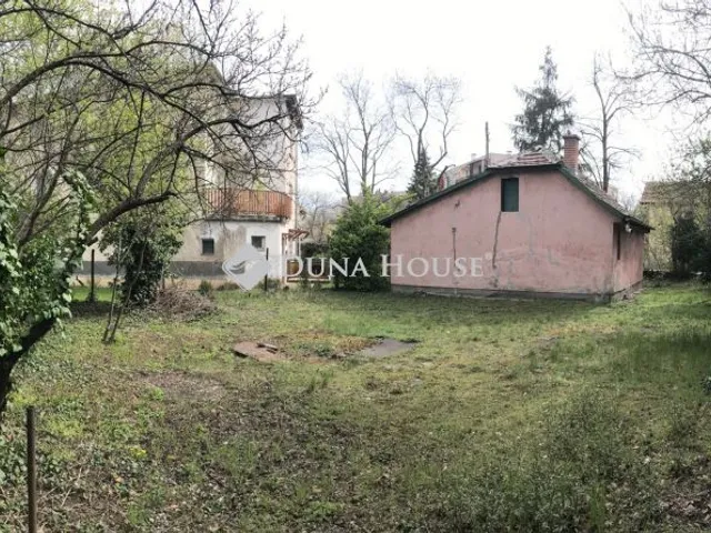 Eladó telek Budapest XI. kerület 364 nm