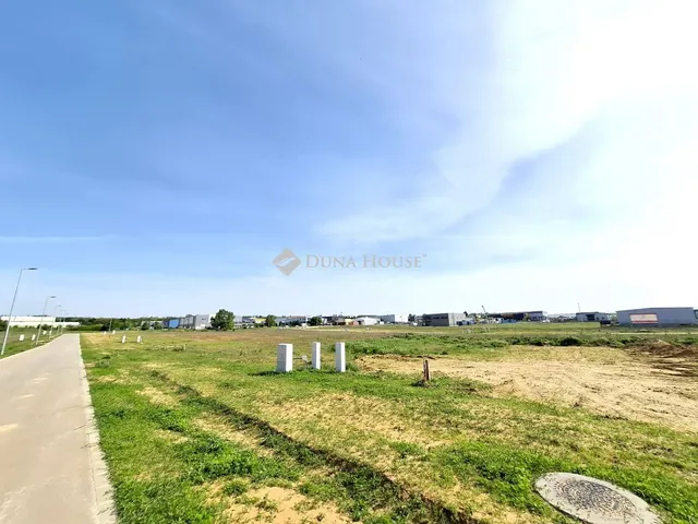 Eladó telek Gödöllő 1267 nm