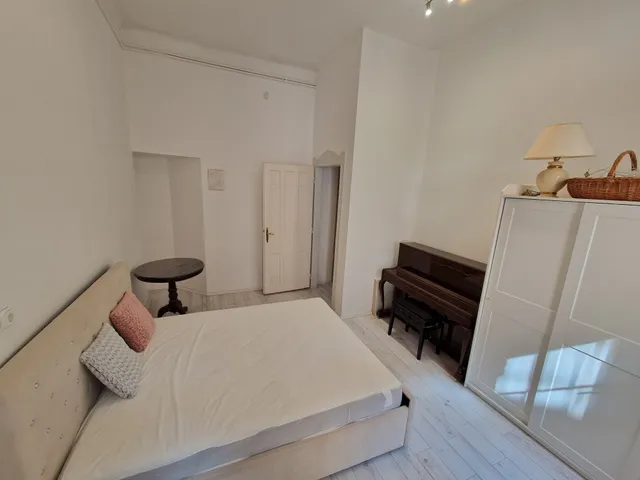 Kiadó lakás Budapest II. kerület 95 nm