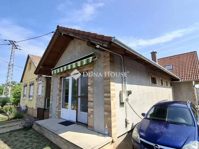 Eladó ház Veresegyház 210 nm