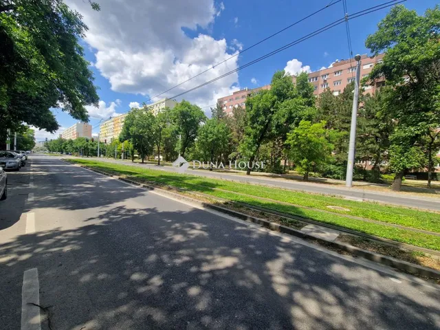 Eladó lakás Budapest XI. kerület, Etele út 65 nm
