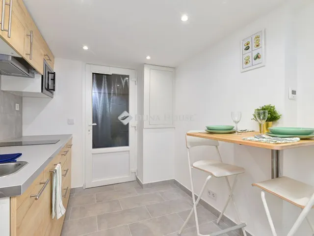 Eladó lakás Budapest VI. kerület, Király utca 22 nm