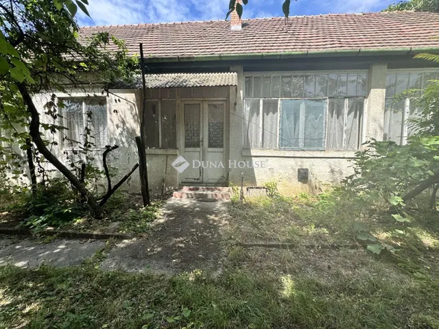 Eladó ház Szigetmonostor 107 nm