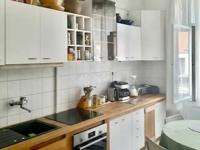 Eladó lakás Budapest V. kerület 68 nm