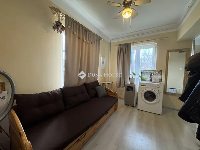 Eladó ház Göd, István utca 42 nm