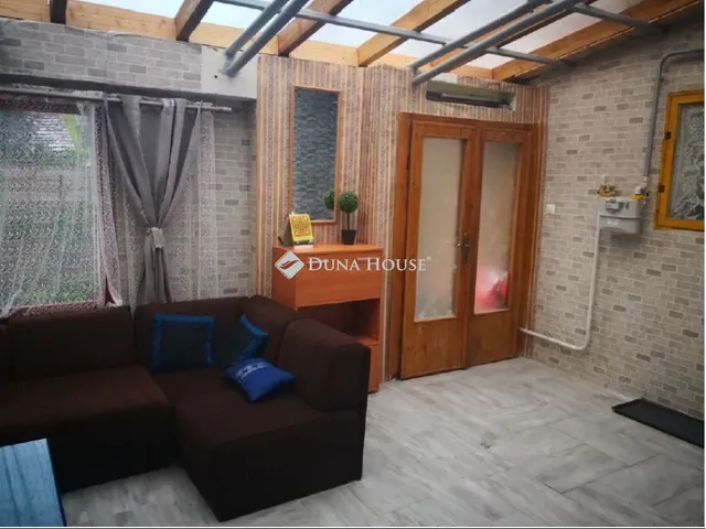 Eladó ház Budapest XX. kerület, Köztársaság tér 276 nm