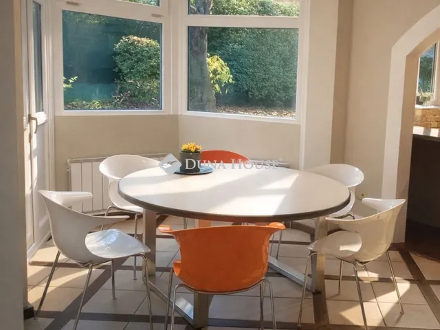 Eladó ház Solymár, Kápolna utca 440 nm