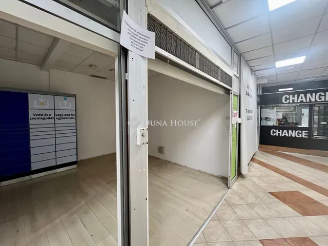 Eladó kereskedelmi és ipari ingatlan Budapest II. kerület 13 nm