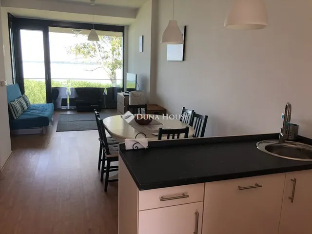 Eladó lakás Siófok 77 nm