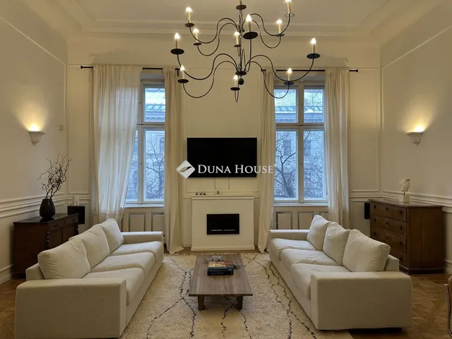 Kiadó lakás Budapest VI. kerület 128 nm